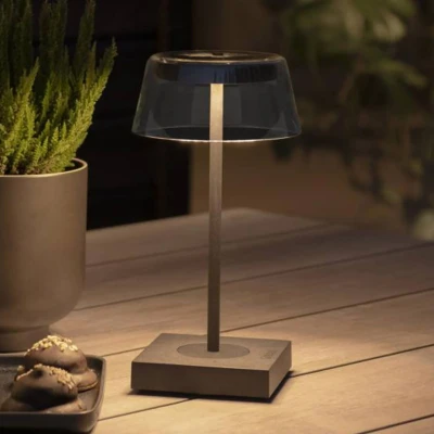 Abbildung von LED Tischlampe Scilla mit USB, schwarz