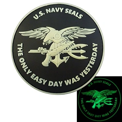 Abbildung von Glow Dark US Navy Seals The Only Easy Day Was Yesterday DEVGRU Morale PVC Fastener Patch