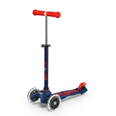 Abbildung von Micro Kickboard Mini Deluxe LED Dreirad, Neigefunktion, Swiss Design Scooter für Kleinkinder &amp; Kinder mit bewegungsaktivierten Leuchtrollen von 2 5 Jahren (Marineblau)