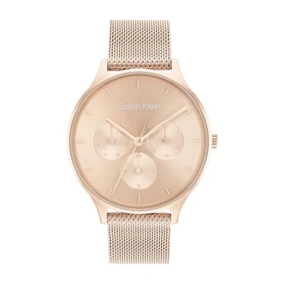 Abbildung von Calvin Klein Multi Zifferblatt Quarz Uhr für Damen mit Edelstahl Mesh Gliederarmband