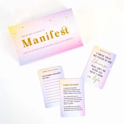 Abbildung von Gift Republic Dream Big &amp; Manifest 100 Karten Achtsamkeit Wohlbefinden Kartenpaket Tipps Tricks, um Ihre wildesten Träume und Ziele zu manifestieren.