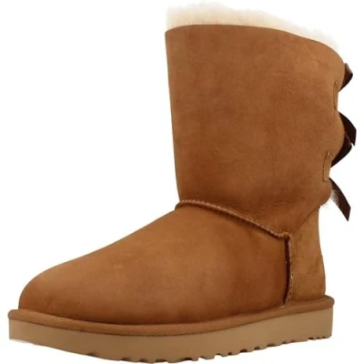 Abbildung von UGG Damen BAILEY BOW II Classic Boot, Chestnut, 36 EU