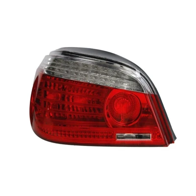 Abbildung von TYC 11 11986 06 9 Rückleuchte links LED ohne Lampenträger, mit BMW: 5 Saloon
