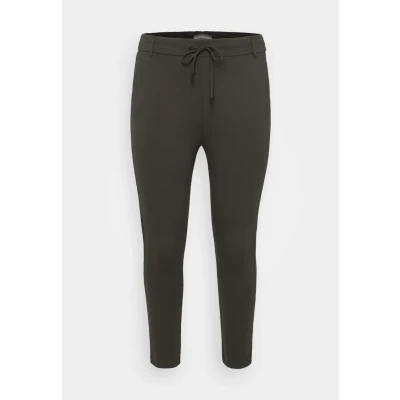 Abbildung von ONLY CARMAKOMA Damen Cargoldtrash Classic Pant Noos Hose, Peat, 50W / 32L EU