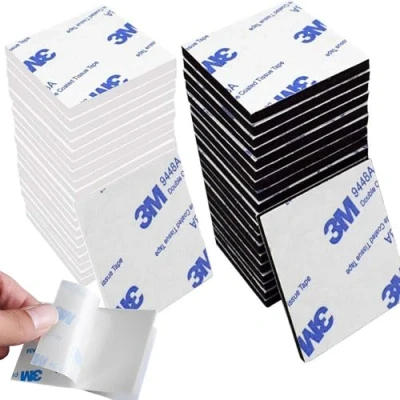 Abbildung von MINGZE 40 Stück Klebepads Doppelseitig, Doppelseitige Schaumstoff Pads Doppelseitiges Schwarz &amp; Weiß Selbstklebend Starkes Klebeband Quadratisch