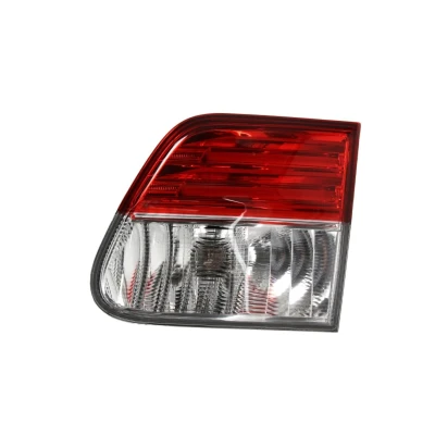 Abbildung von VALEO ORIGINAL PART 044908 Rückleuchte rechts innerer Teil mit Glühlampen Lampenträger TOYOTA: Avensis III Estate