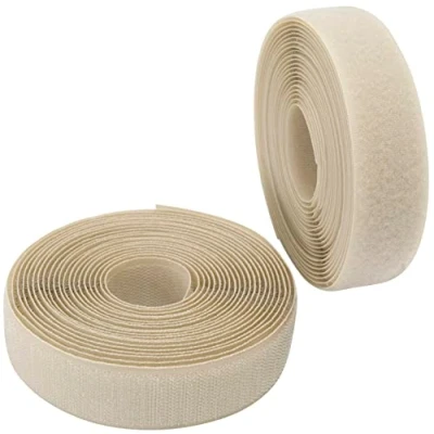 Abbildung von AERZETIX C65966 Klettband/ rolle 30 mm 5 meter organizer/kabelbinder band für kleidersäcke aus polyamid und polyester farbe: hellbeige