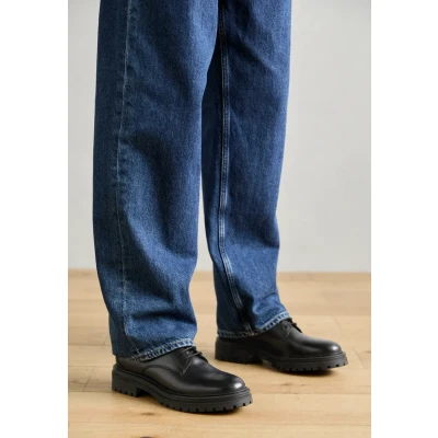Abbildung von Geox Iridea Schnürer, Damen, Größe: 38, Black Leder