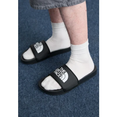 Abbildung von The North Face M BASE CAMP Slide III Badesandale tnf Blacktnf White, Herren, Größe: 44.5, black white Kunststoff