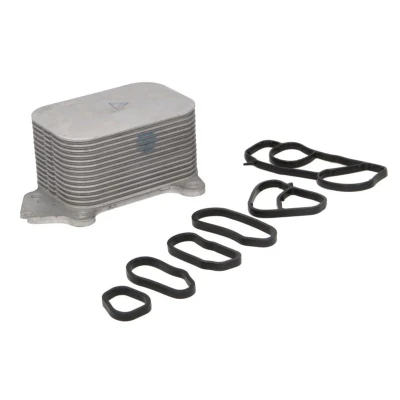 Abbildung von MAGNETI MARELLI 350300002400 Ölkühler FORD: Galaxy Mk2 MPV, Focus 2, S Max Mk1, PEUGEOT: 207 Hatchback, Partner I Van, MINI: Hatchback