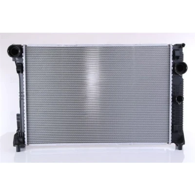 Abbildung von NISSENS 67163 Kühler, Motorkühlung Aluminium 643 438 40 Kühlrippen gelötet MERCEDES BENZ: C Class T modell, Saloon