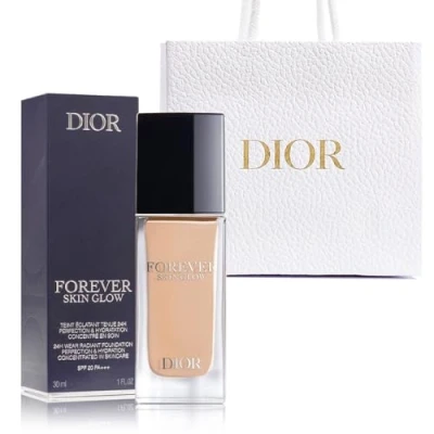 Abbildung von Dior Forever Skin Glow 24H Foundation 1CR Cool Rosy 30 ml