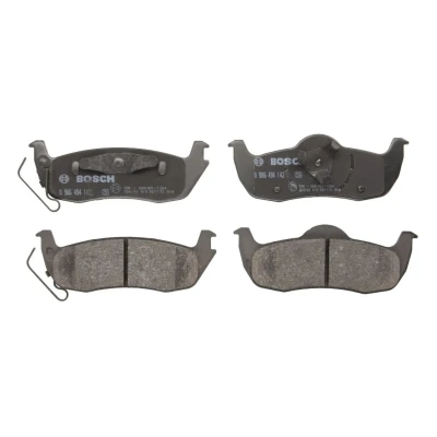 Abbildung von BOSCH 0 986 494 142 Bremsbelagsatz Low Metallic mit Montageanleitung, Anti Quietsch Blech, Kolbenclip JEEP: GRAND CHEROKEE 3, Commander