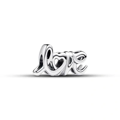 Abbildung von PANDORA Moments Handgeschriebenes Liebe Charm aus Sterling Silber, Kompatibel Armbändern, 793055C00