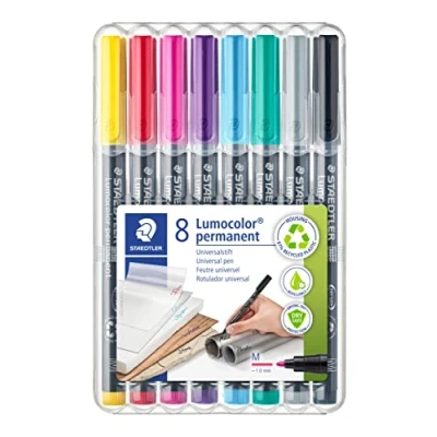 Abbildung von STAEDTLER permanenter Universalstift Lumocolor, wisch und wasserfest, sekundenschnell trocken, nachfüllbar, Linienbreite 1 mm, 8 Marker in brillanten Farben stabiler Box, 317 WP8 2