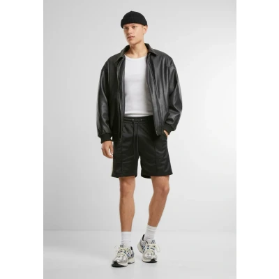 Abbildung von Urban Classics Tennis CORE Shorts Stoffhose, Herren, Größe: 5XL, Black