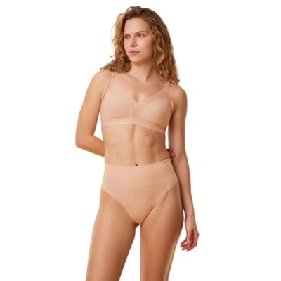 Abbildung von Triumph Damen Soft Sculpt Bandeau String Underwear, Neutral Beige, 36 EU