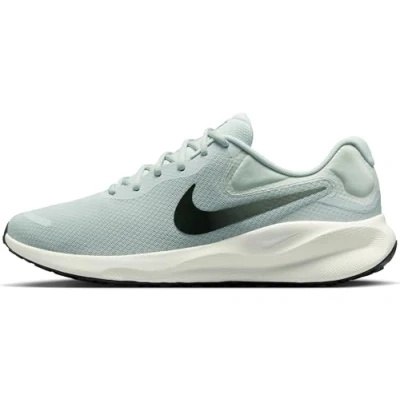 Abbildung von Nike Revolution 7 Straßenlaufschuh für Herren, Light Silver/Sequoia Army, FB2207 011, 42.5 EU (9 US)