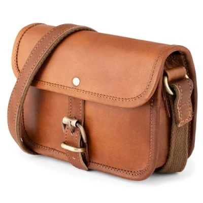 Abbildung von Berliner Bags Vintage Umhängetasche Malta, Kleine Crossbody Schultertasche aus Leder, Handtasche für Damen Braun