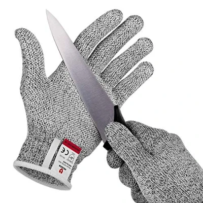 Abbildung von NoCry schnittsichere Handschuhe mit Griffnoppen Leistungsfähiger Level 5 Schutz, lebensmittelecht. Größe: S, 1 Paar