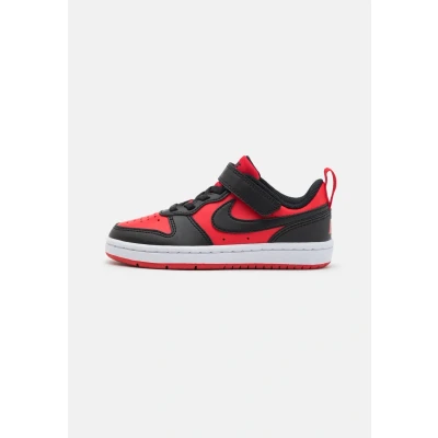 Abbildung von Nike Sportswear Court Borough Recraft Unisex Sneaker low für Kinder, Größe: 32, University red/black/white Schuhe