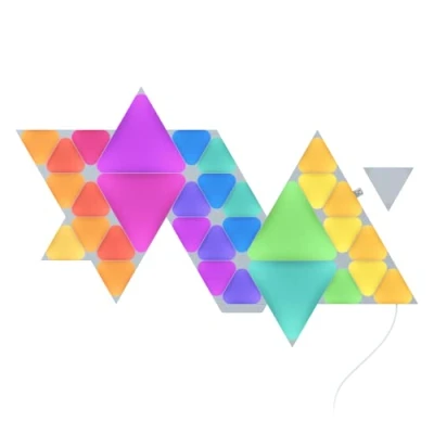 Abbildung von Nanoleaf Shapes Mini Triangle Starter Kit Bundle, 32 Smarten Dreieckigen LED Panels RGBW (28 + 4 Dreiecke) Modulare WLAN 16 Mio Farben Wandleuchte Innen, Musik &amp; Bildschirm Sync, Deko Gaming