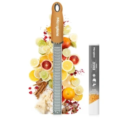 Abbildung von Microplane Premium Classic Reibe Zester Senfgelb