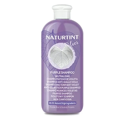 Abbildung von Naturtint Violet Colour Shampoo Entfernt unerwünschte gelbliche und kupferfarbene Töne auf blondem, weißem gebleichtem Haar 96.6prozent natürliche Inhaltsstoffe 330 ml