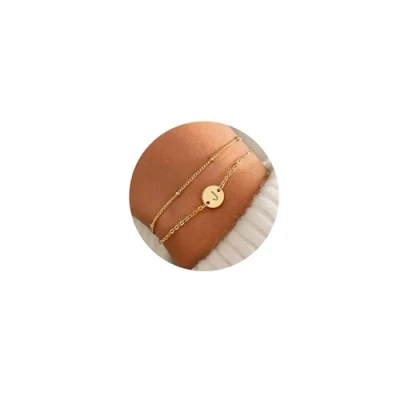 Abbildung von TINGN Gold Armband mit Buchstaben, Zierliche Buchstaben Armbänder J Mehrlagige Gliederkette Mädchen Geschenke für Frauen Teenager