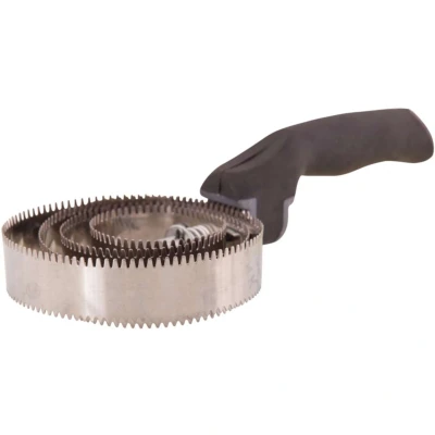 Abbildung von Premiere Striegel Soft Grip m. 4 Edelstahl Blättern Schwarz