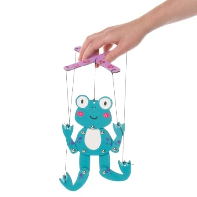 Abbildung von Baker Ross AX825 Frosch Marionette Holz Bastelset 3er Pack, Basteln und Dekorieren geeignet für Kinder