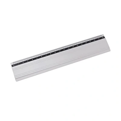 Abbildung von D.RECT 20 cm Lineal aus Aluminium mit Griffleiste für Schule Büro Zuhause silber