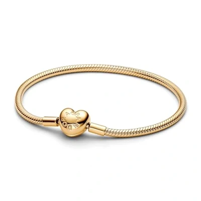 Abbildung von PANDORA Moments Schlangen Gliederarmband mit Herz Verschluss aus Sterling Silber vergoldeter Metalllegierung, Kompatibel Moments, Größe:19, 563050C00 19