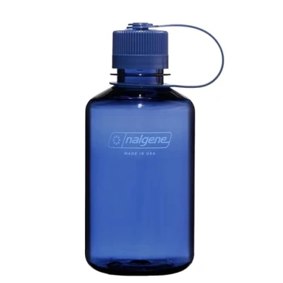 Abbildung von Nalgene Sustain Tritan BPA freie Wasserflasche aus 50% Kunststoffabfällen, 473 ml, schmaler Öffnung, Denim, Blau