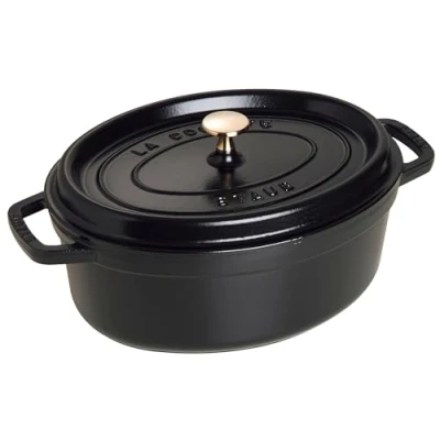 Abbildung von STAUB Gusseisen Bräter/Cocotte, Oval 29 cm, 4,25 L, Aromaregen Funktion, Für alle Herdarten geeignet, Schwarz