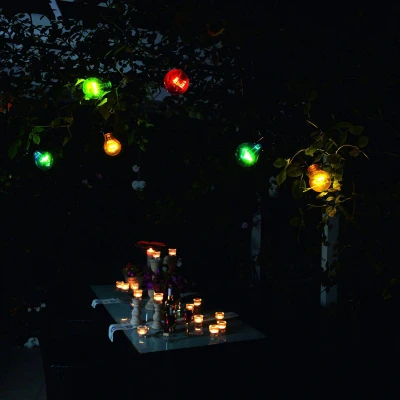 Abbildung von KONSTSMIDE LED Lichterkette »Weihnachtsdeko aussen«, 20 St. flammig, Biergartenkette, bunte Birnen / 160 warm weiße Dioden