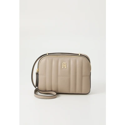 Abbildung von Tommy Hilfiger Feminine Camera BAG Umhängetasche, Damen, Größe: One Size, Coastal taupe