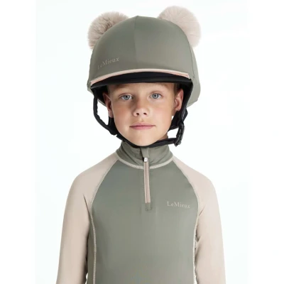 Abbildung von LeMieux Kappenabdeckung Mini Double Pom Kinder Rosemary One Size Agradi.deVerkauft von Agradi