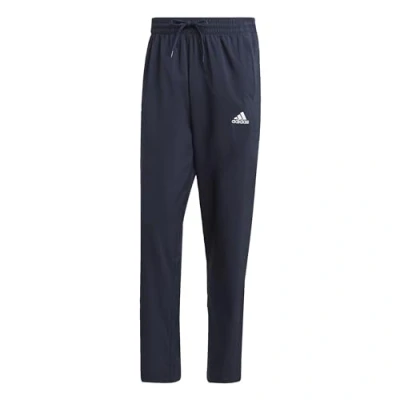 Abbildung von adidas Sportswear Essentials Jogginghose, Herren, Größe: XXL, Legend ink