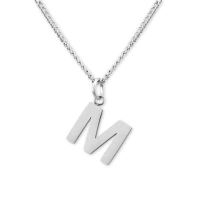 Abbildung von GD GOOD.designs Kette mit Buchstaben M Silber hautverträgliche Halskette für Damen I Silberne Buchstabenkette