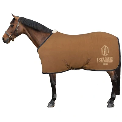 Abbildung von Eskadron Abschwitzdecke Heritage Fleece Check Almond