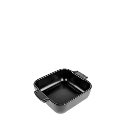Abbildung von PEUGEOT Quadratische Auflaufform aus Keramik 18 cm (inkl. Griffe) x 11,4 5,1 Fassungsvermögen: 0,66 L 10 Jahre Garantie Satinschwarz