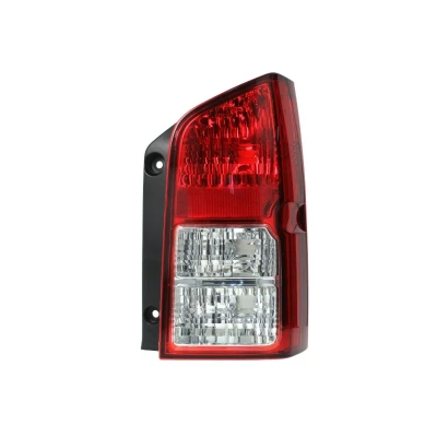 Abbildung von VAN WEZEL 3354932 Rückleuchte rechts ohne Lampenträger NISSAN: Pathfinder 3