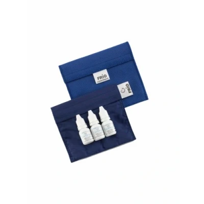 Abbildung von FRIO Kühltasche für Insulin Glaukom, 14 x 12cm, ROT KEIN Eispack oder Batterien nötig, eine Kombinationen von Ampullen Patronen, Pen