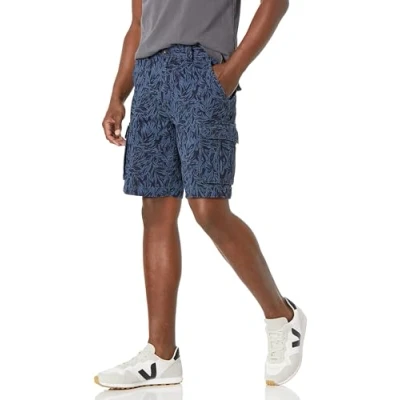 Abbildung von Amazon Essentials Herren 25 cm Lange Classic Fit Cargoshort (erhältlich in Big &amp; Tall), Indigo Palmwedelaufdruck, 40W