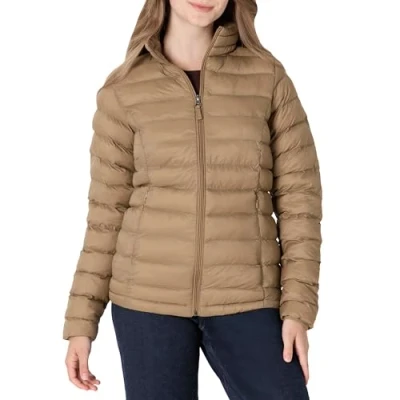 Abbildung von Amazon Essentials Damen Leichte, langärmelige, wasserabweisende, packbare Pufferjacke (in Übergröße erhältlich), Pilzbraun, S