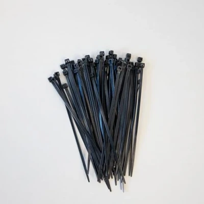 Abbildung von Schneider Electric Thorsman Kabelbinder 100 Stück aus Polyamid 150x3,6 mm, Farbe Schwarz, Verschiedene Größen, glatte abgerundete Kanten, Super Haltbar, Selbstsichernde für Kabelmanagement