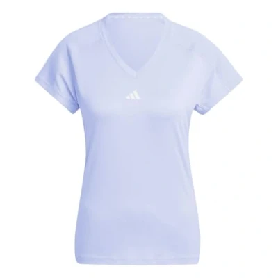 Abbildung von adidas AEROREADY Train Essentials MINIMAL Branding V Neck T Shirt, Damen Kurzärmeliges Blue Spark, IX1005