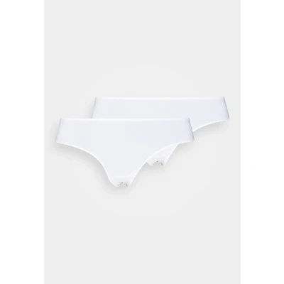 Abbildung von Triumph Lovely Micro Brazilian 2 PACK Slip, Damen, Größe: Small, White