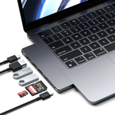 Abbildung von Satechi USB C Pro Hub Slim Adapter Space Gray ST HUCPHSM